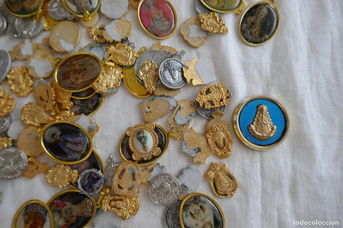 Antig&uuml;edades: GRAN LOTE DE MEDALLAS RELIGIOSAS - Foto 7