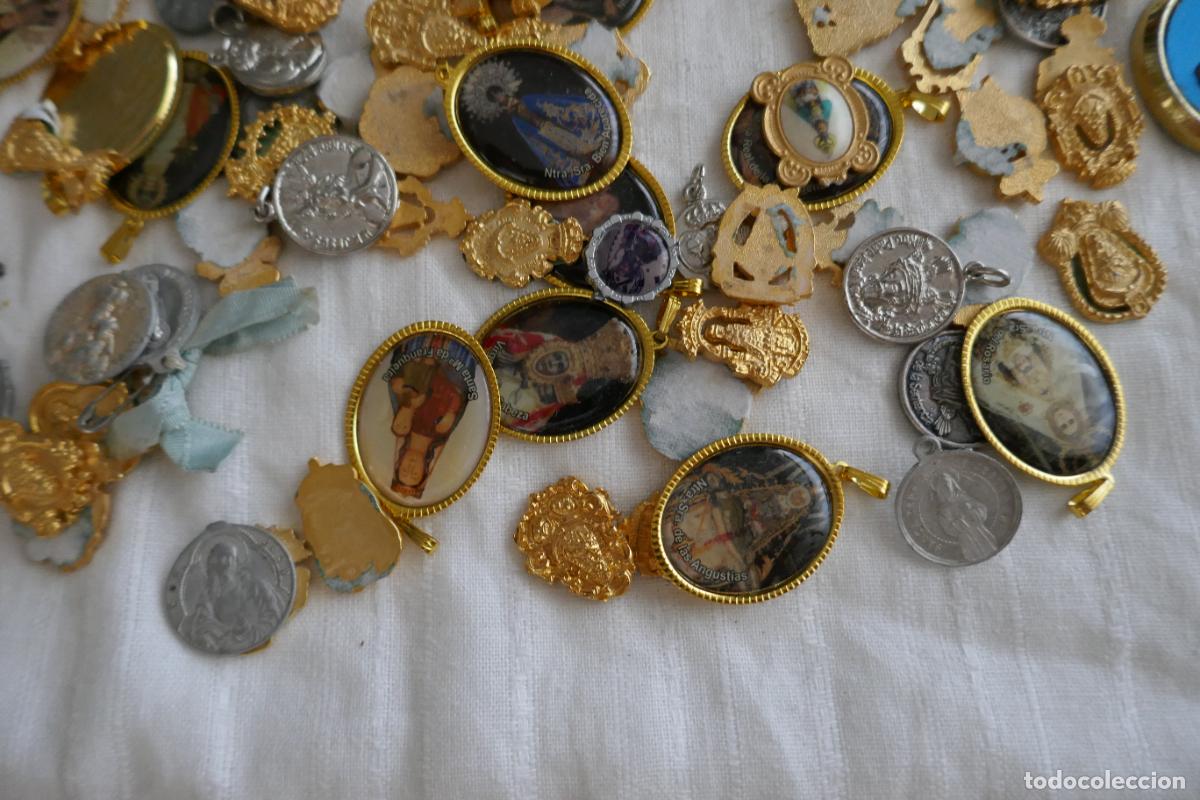 Antig&uuml;edades: GRAN LOTE DE MEDALLAS RELIGIOSAS - Foto 8
