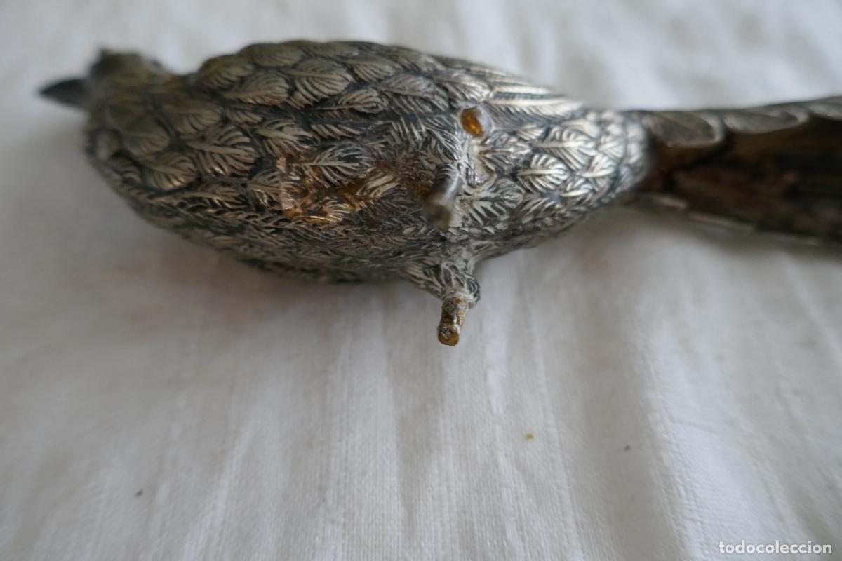 Antig&uuml;edades: Faisan en metal plateado. - Foto 6