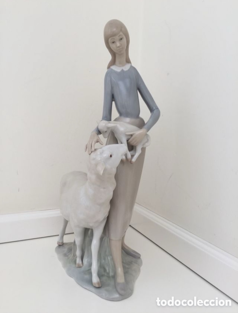 Antig&uuml;edades: Lladr&oacute; porcelain figurine - Foto 1