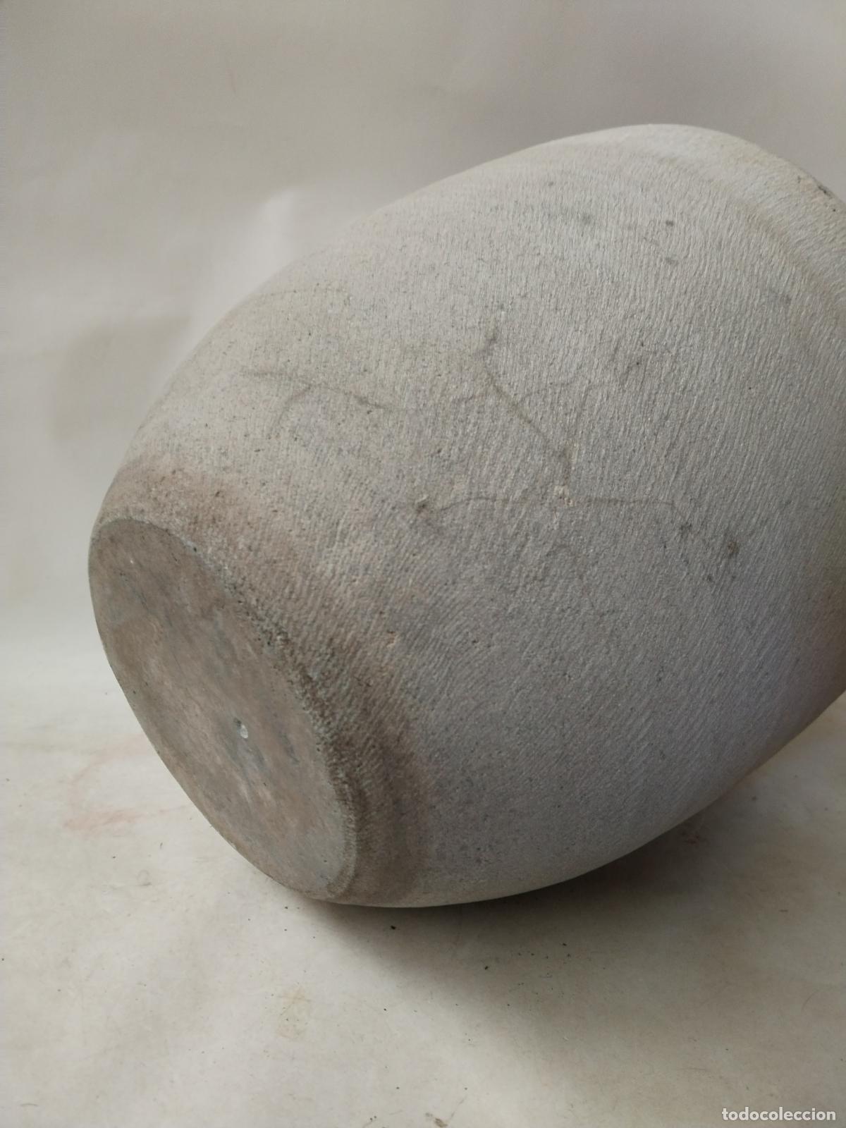 Antig&uuml;edades: macetero vintage cemento-marmolina - Foto 3