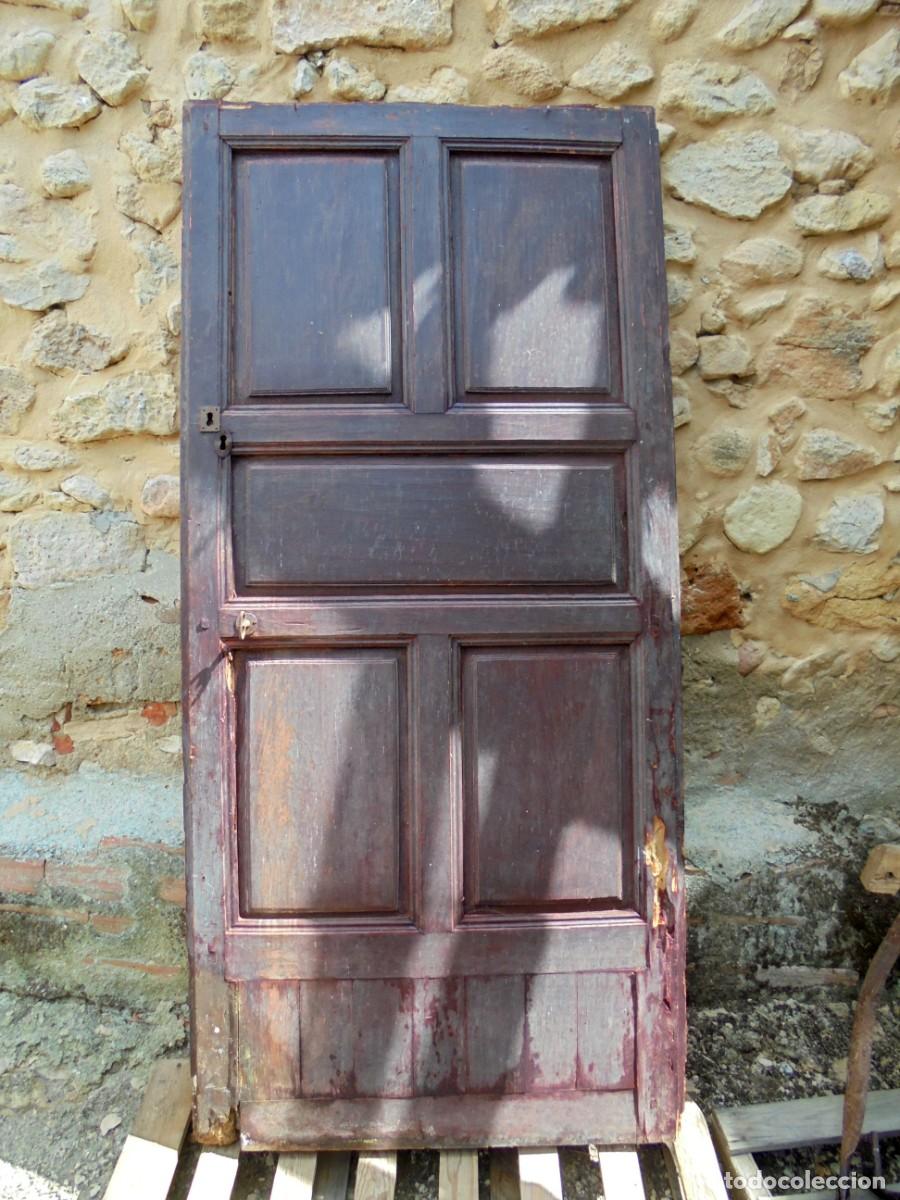 Antig&uuml;edades: PUERTA CON ELEMENTOS DE FORJA - Foto 1