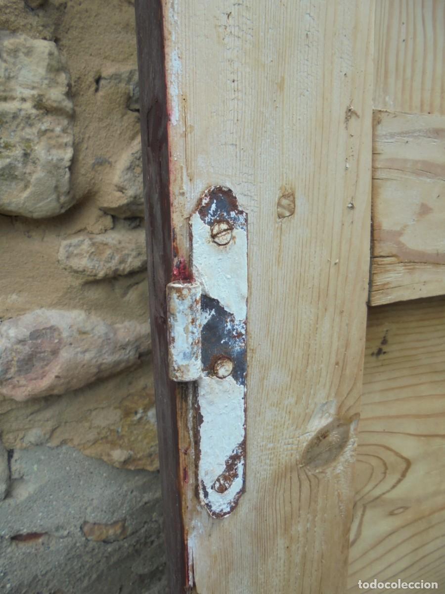 Antig&uuml;edades: PUERTA CON ELEMENTOS DE FORJA - Foto 7