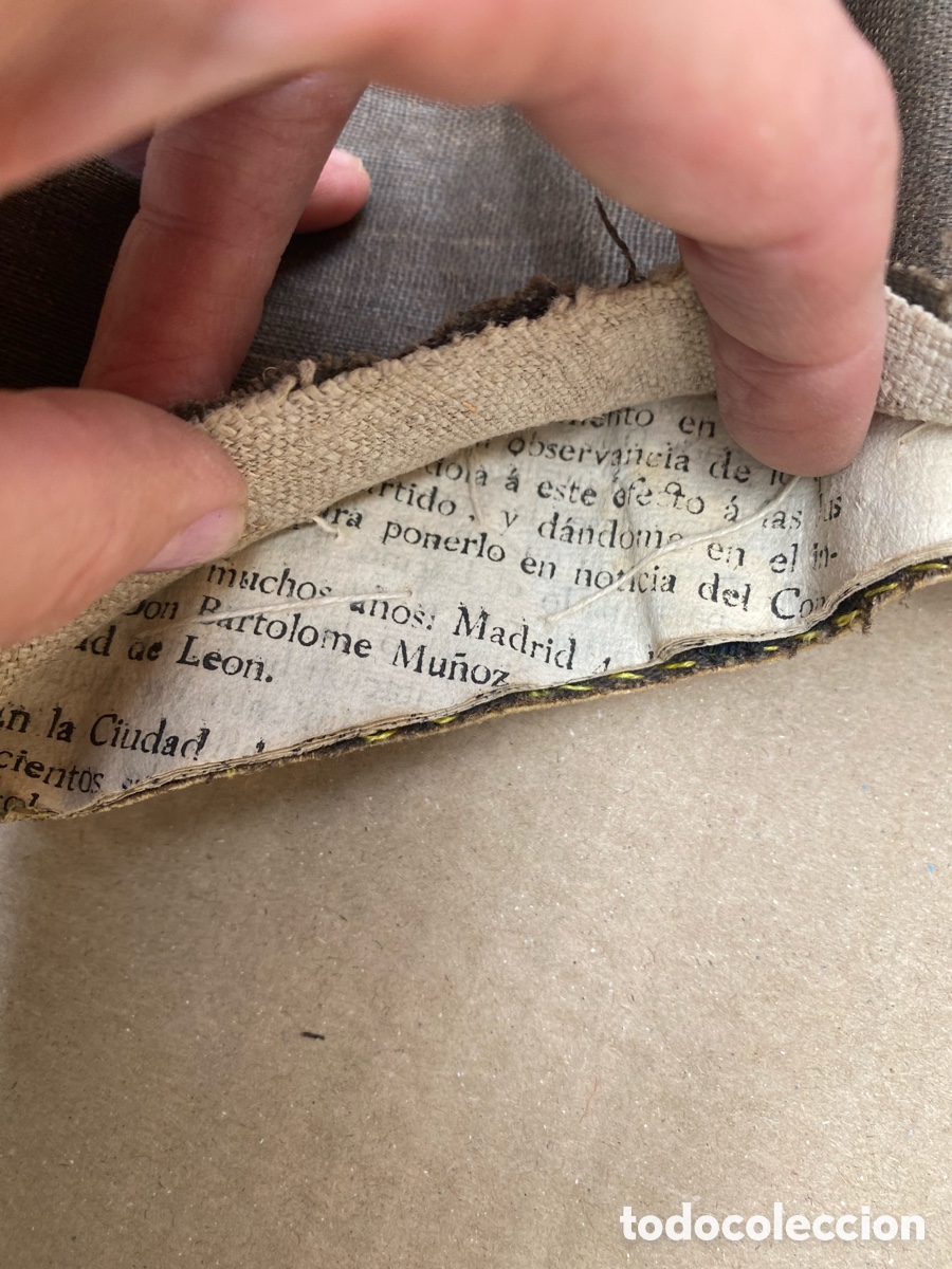 Antig&uuml;edades: Cuello de dalm&aacute;tica muy antiguo. - Foto 8