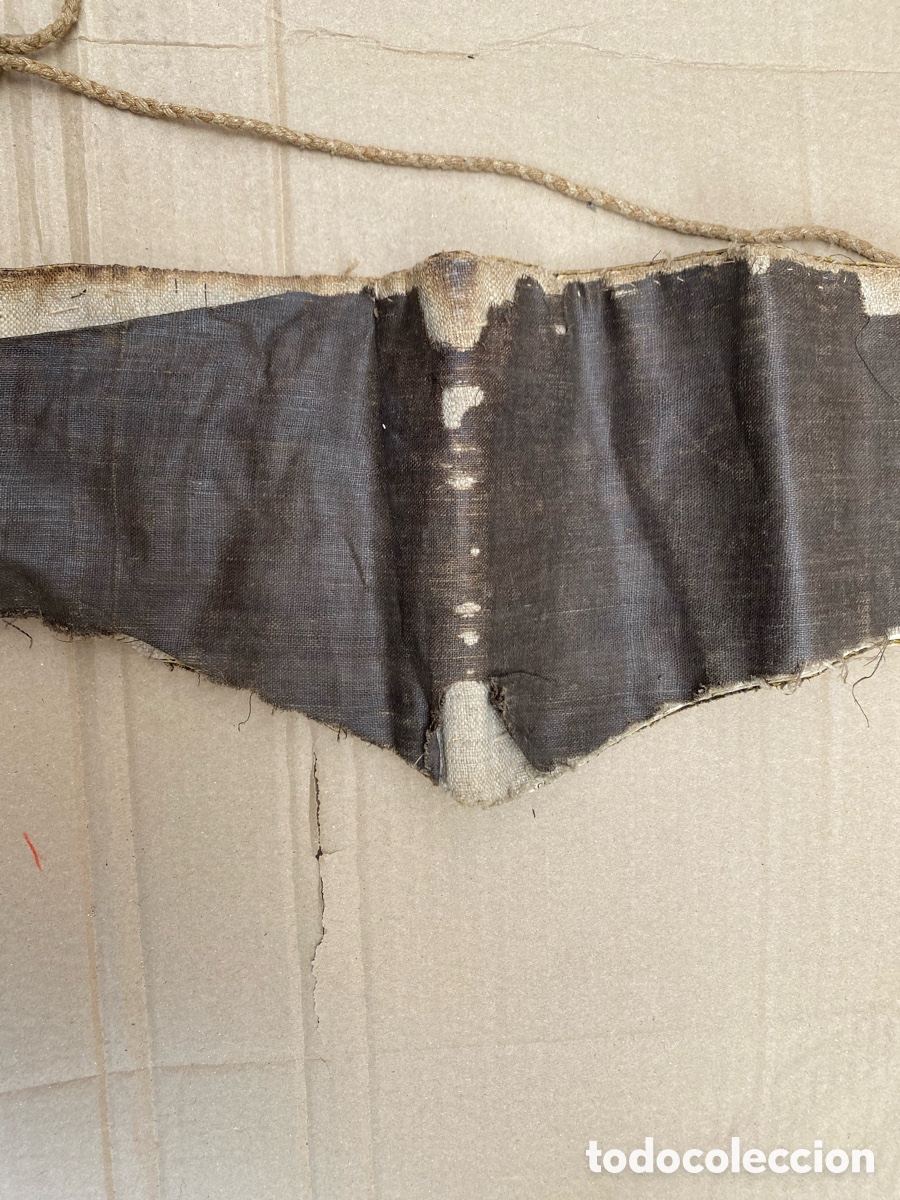Antig&uuml;edades: Cuello de dalm&aacute;tica muy antiguo. - Foto 9