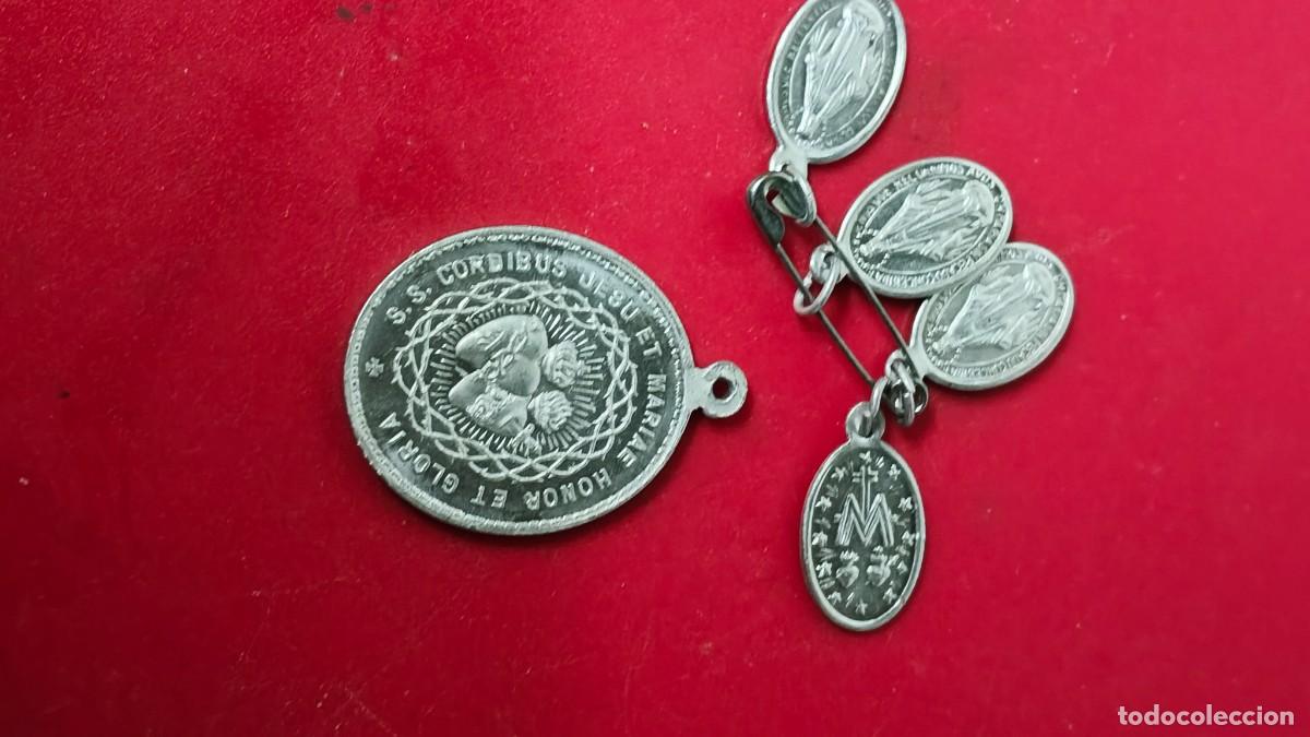 Antig&uuml;edades: 5 m&eacute;daille religieuse 1900 - Foto 1