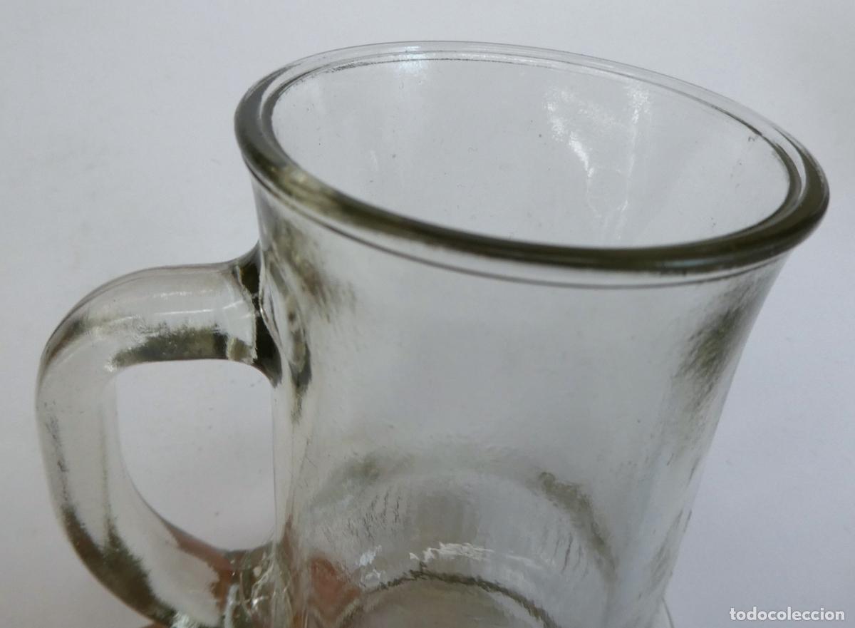Antig&uuml;edades: Peque&ntilde;a jarrita de cristal - Foto 2