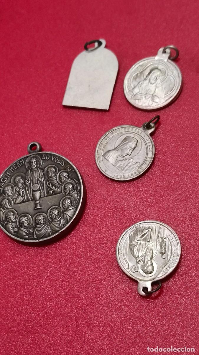 Antig&uuml;edades: 5 m&eacute;daille religieuse 1900 - Foto 2