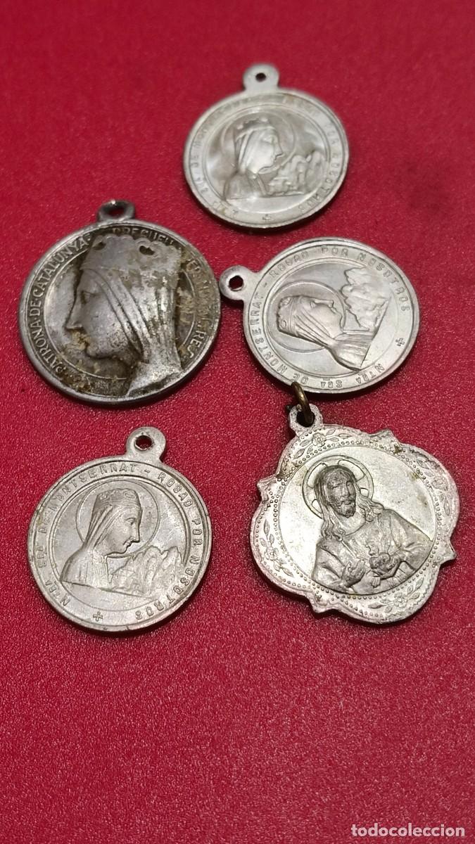 Antig&uuml;edades: 5 m&eacute;daille religieuse 1900 - Foto 1