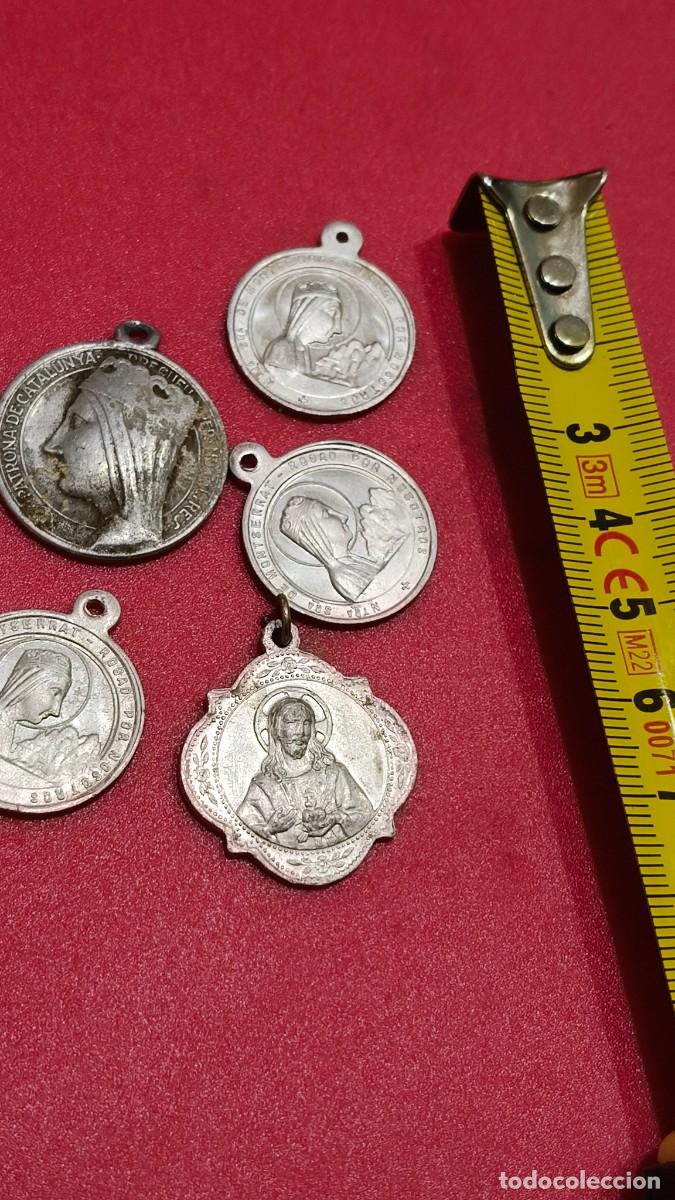 Antig&uuml;edades: 5 m&eacute;daille religieuse 1900 - Foto 2