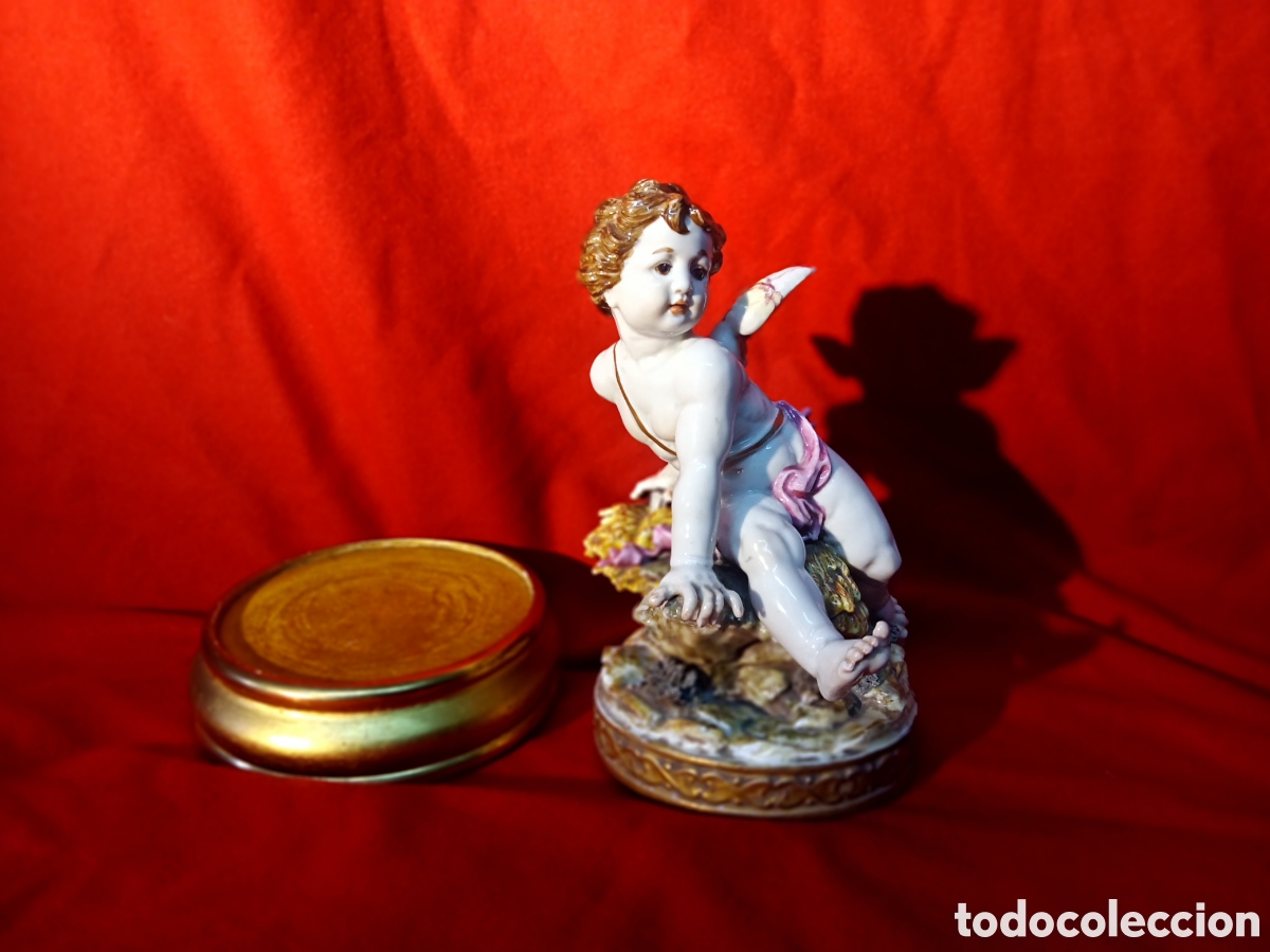 Antig&uuml;edades: Algora precioso querub&iacute;n con base de madera - Foto 2
