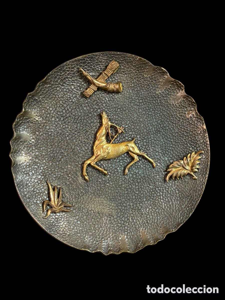 Antig&uuml;edades: Bonito plato de bronce - Foto 2