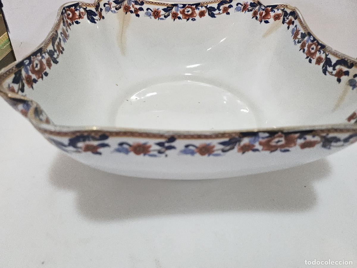 Antig&uuml;edades: ensaladera de porcelna Sevilla - Foto 3