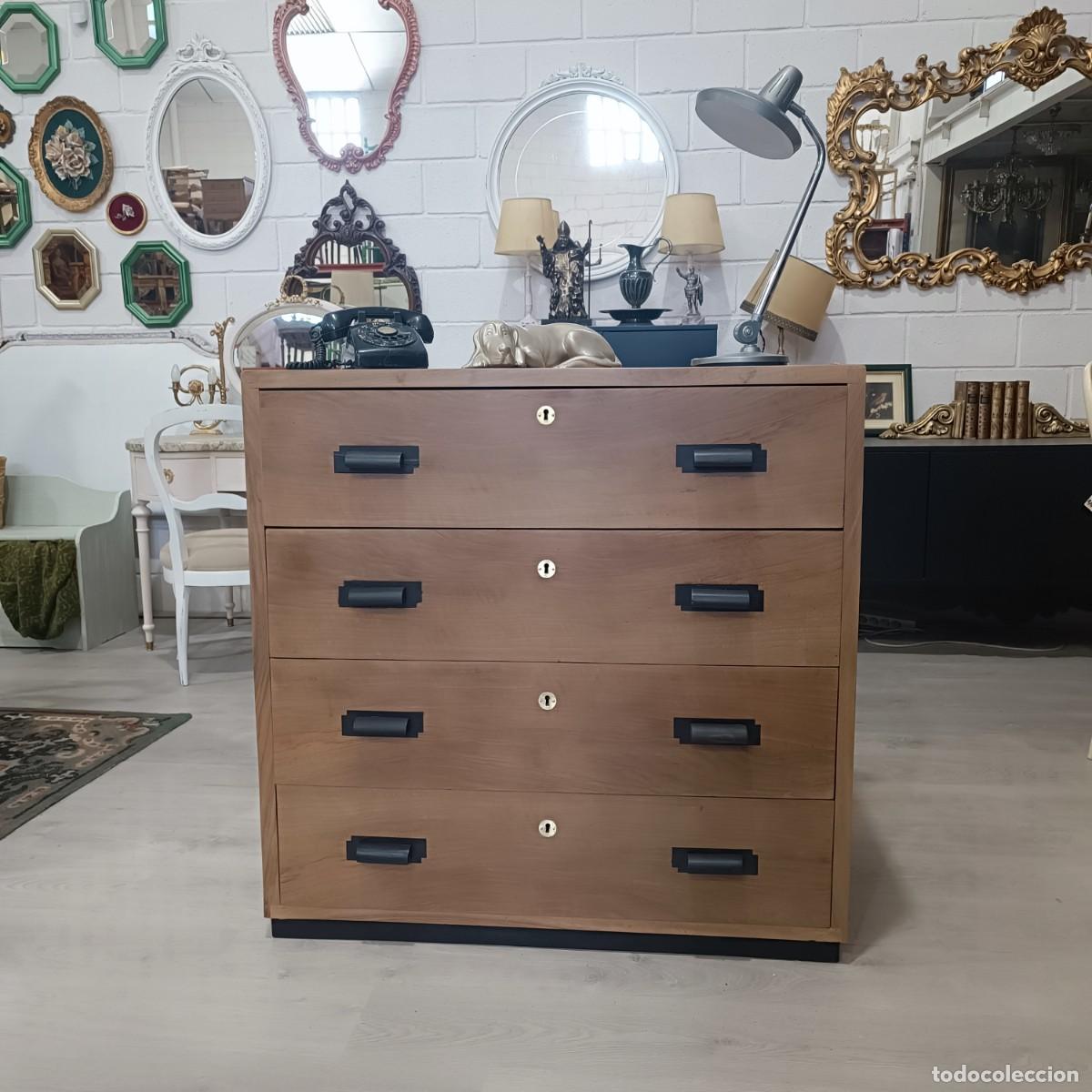 Antig&uuml;edades: C&oacute;moda a&ntilde;os 40 ́ de madera maciza. - Foto 11