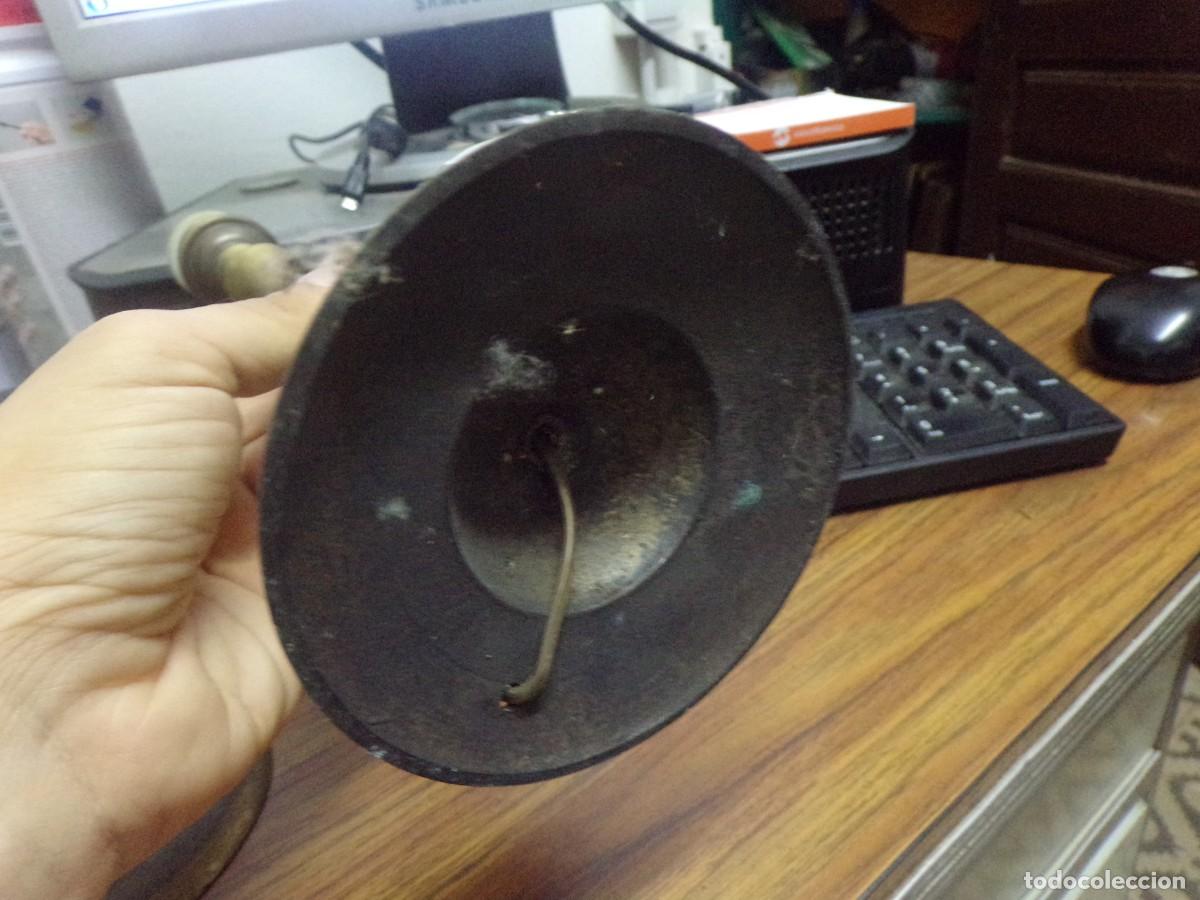 Antig&uuml;edades: ESTAMOS LIQUIDANDO pareja de lamparas de mesa de bronce - Foto 6