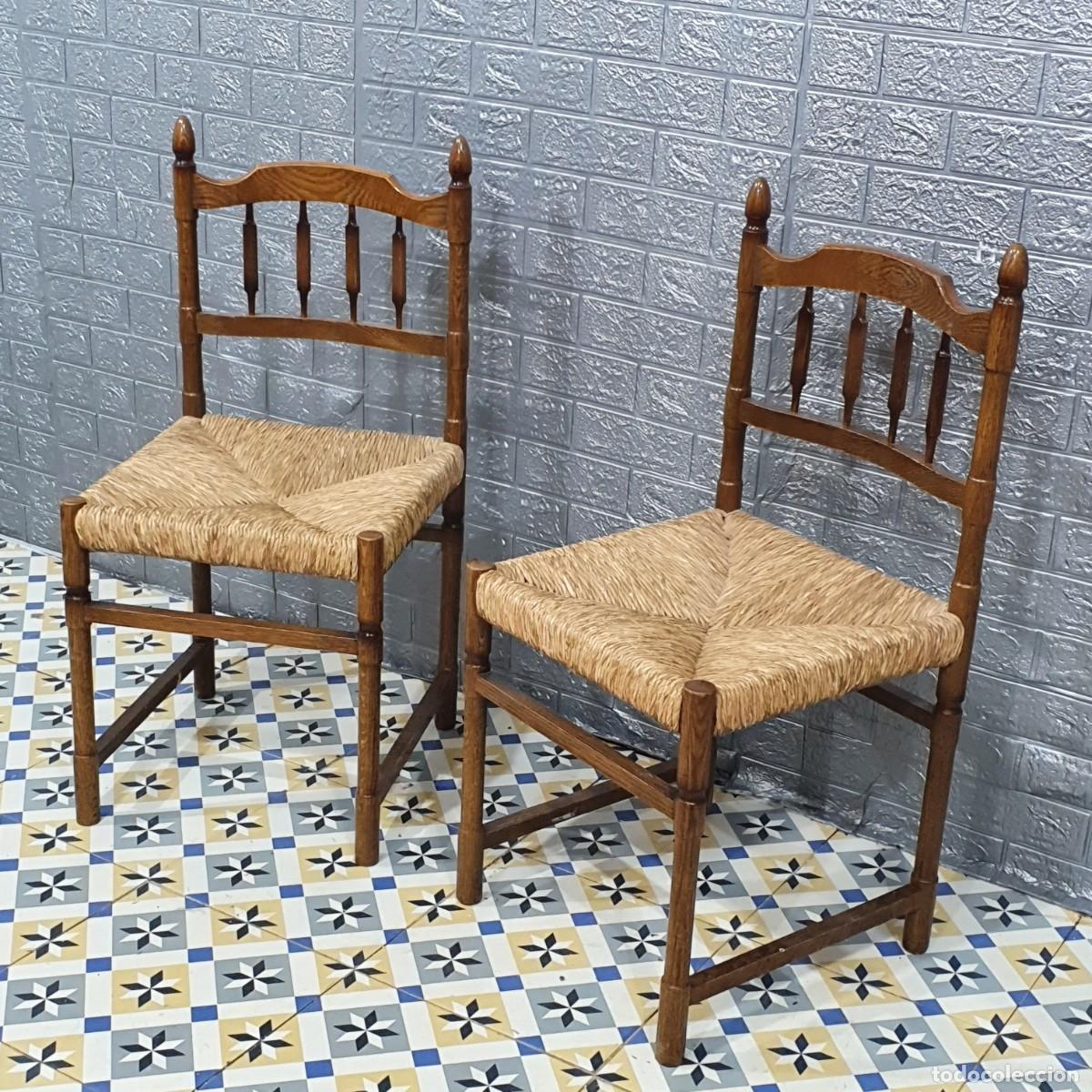 Antig&uuml;edades: Pareja de sillas de roble y enea - Foto 3