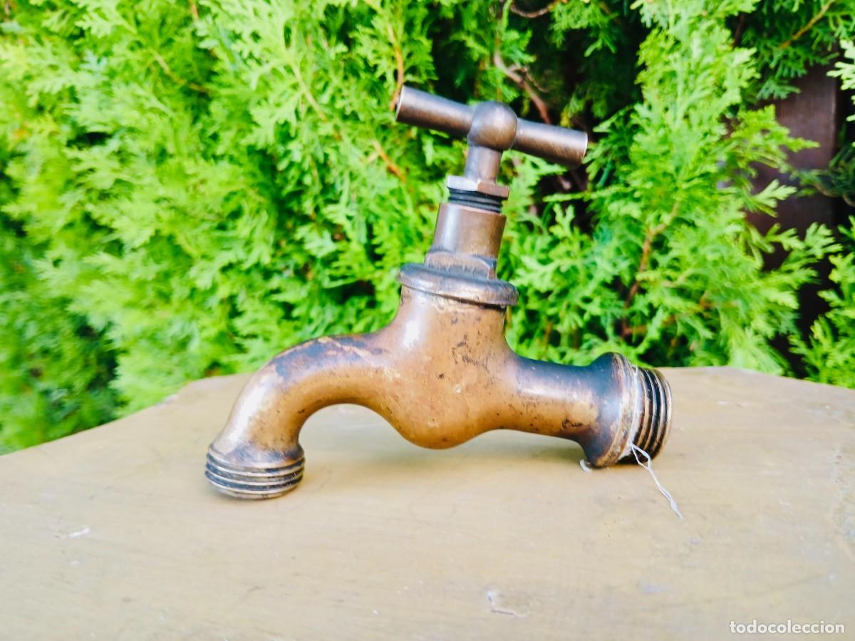 Antig&uuml;edades: GRIFO DE BRONCE ANTIGUO PARA JARD&Iacute;N GRIFER&Iacute;A R&Uacute;STICA PARA FUENTE O FREGADERO