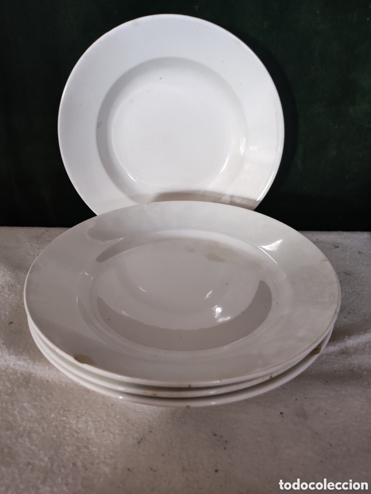 Antig&uuml;edades: Cuatro platos blancos antiguos de pickman - Foto 1