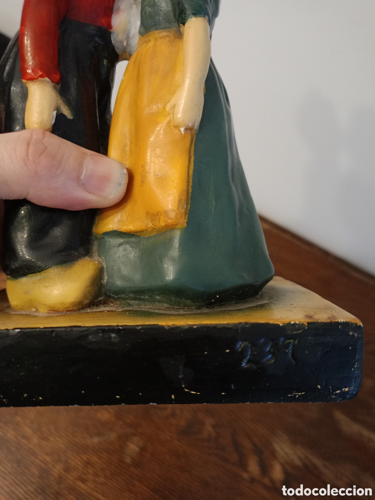 Antig&uuml;edades: Pareja de figuras de principios del 1900 - Foto 5