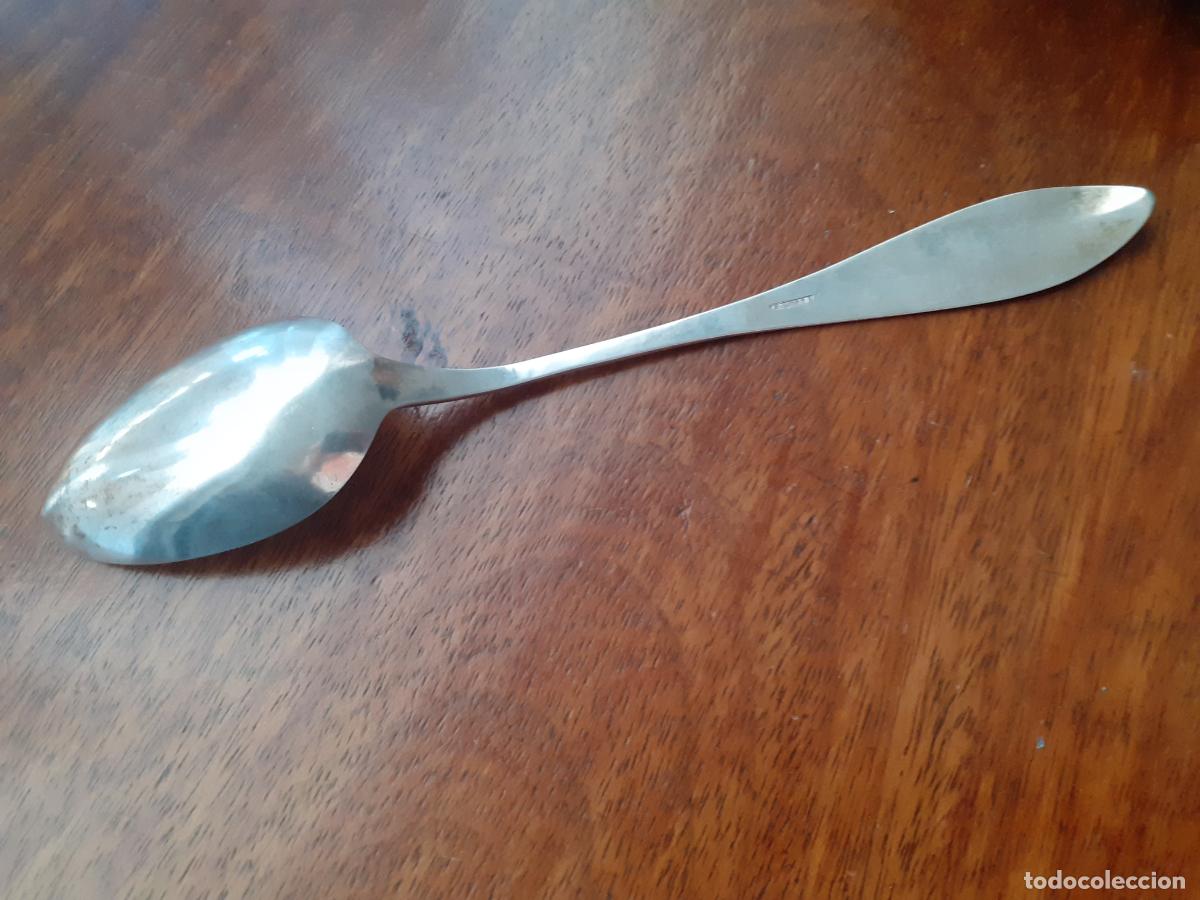 Antig&uuml;edades: Cuchara de Servicio de plata - Foto 2