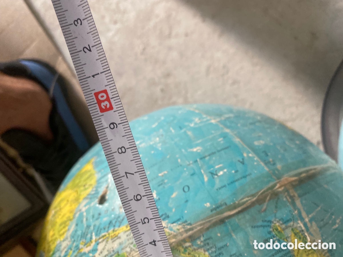 Antig&uuml;edades: Lote de bolas del mundo - Foto 6