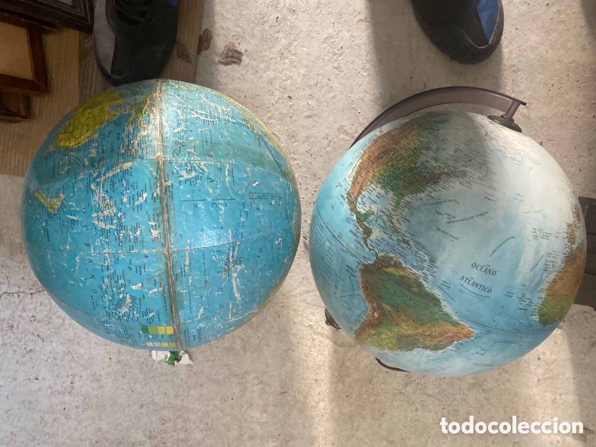 Antig&uuml;edades: Lote de bolas del mundo - Foto 8