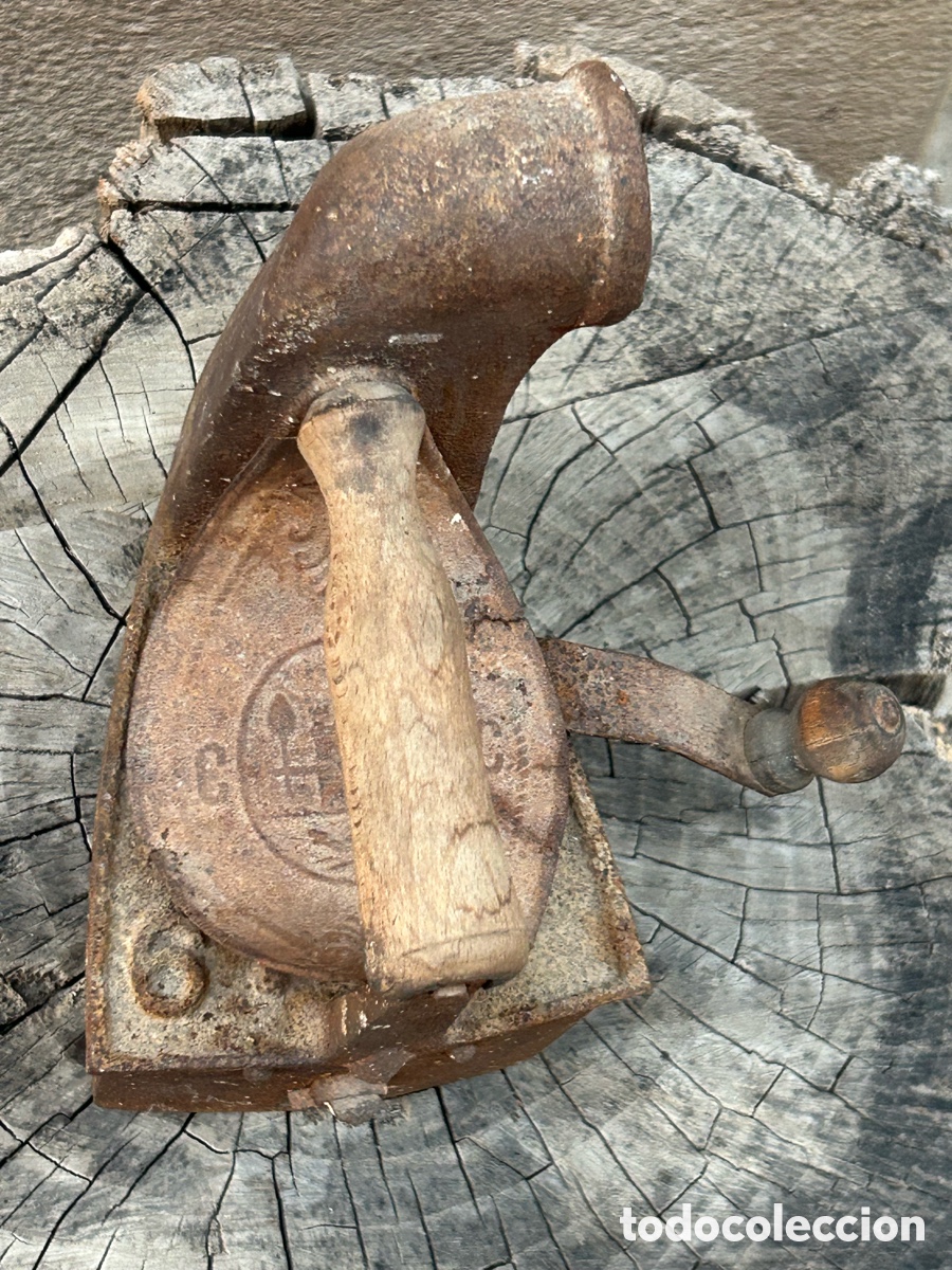 Antig&uuml;edades: Antigua plancha de chimenea - Foto 4