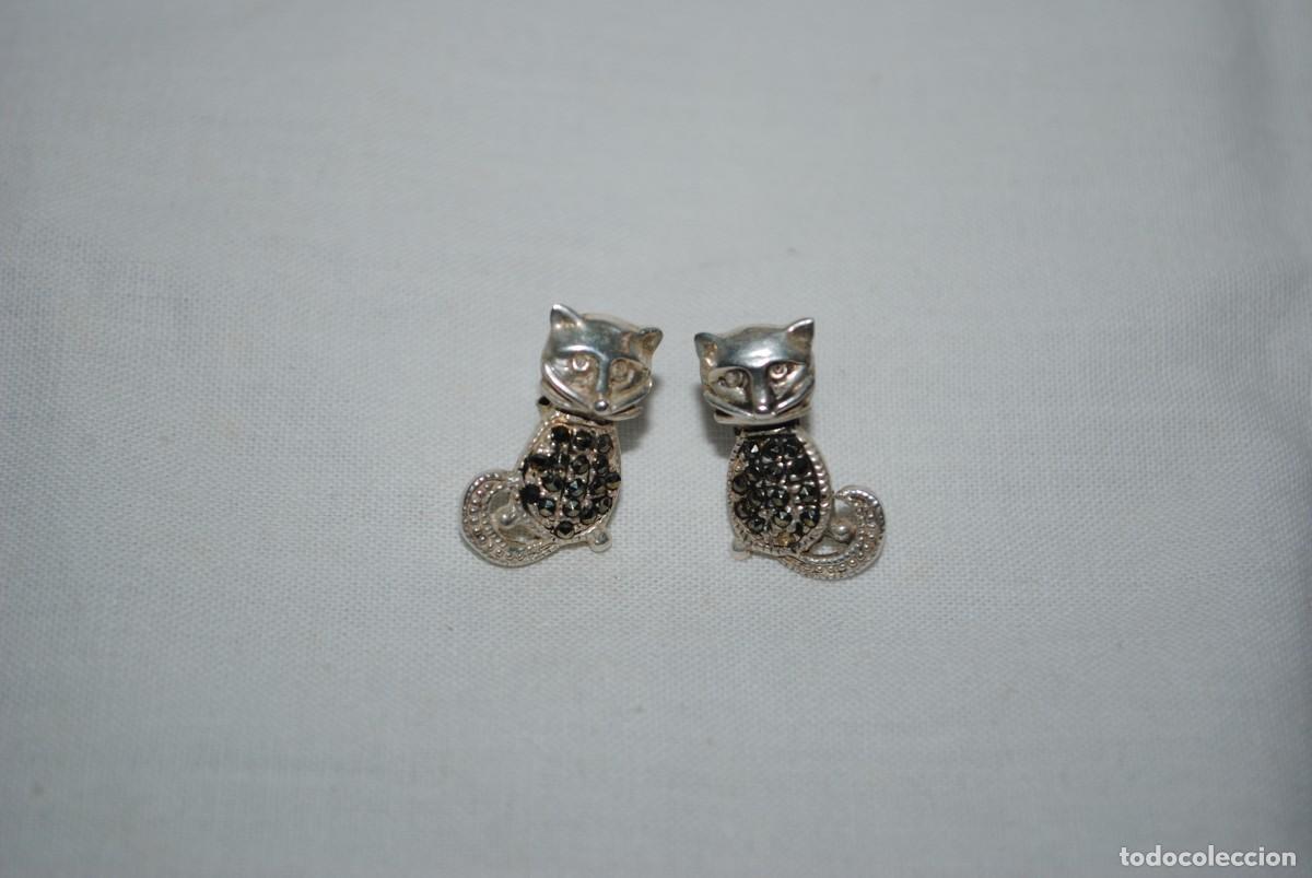 Antig&uuml;edades: ZALCILLO DE PLATA EN FORMA DE GATOS - Foto 2
