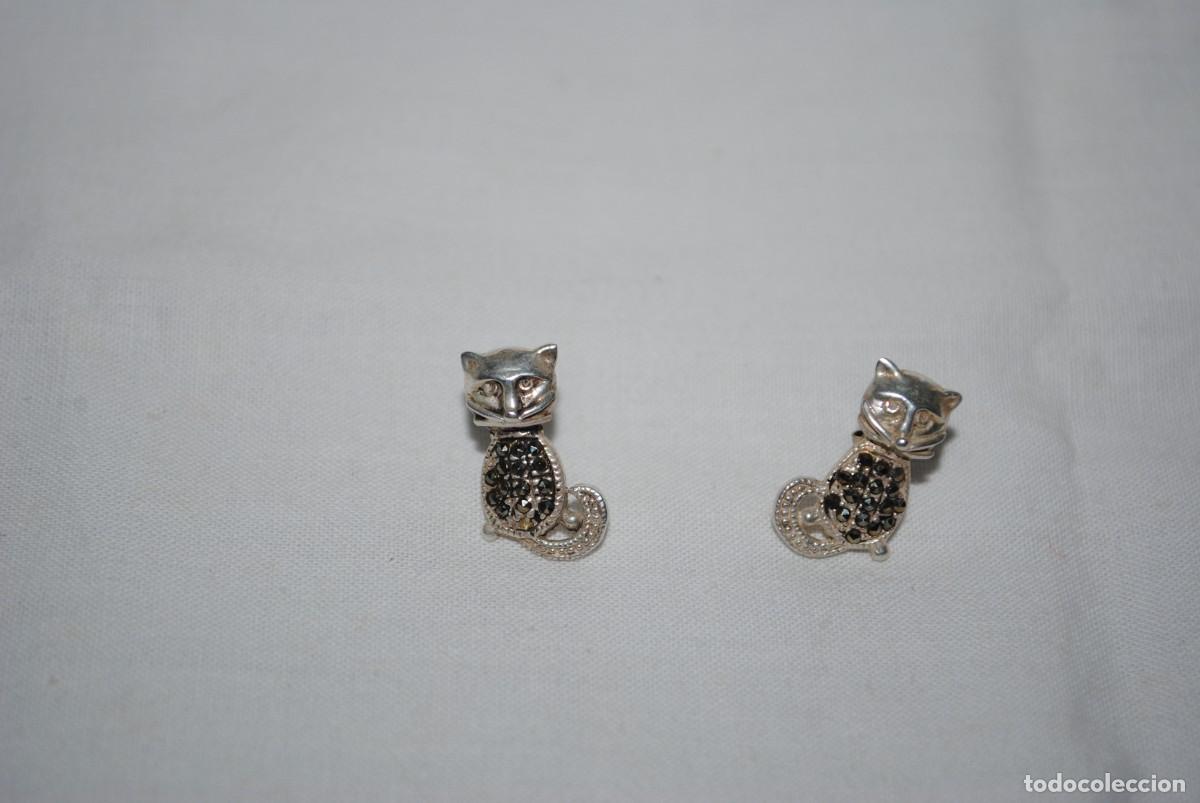 Antig&uuml;edades: ZALCILLO DE PLATA EN FORMA DE GATOS - Foto 3