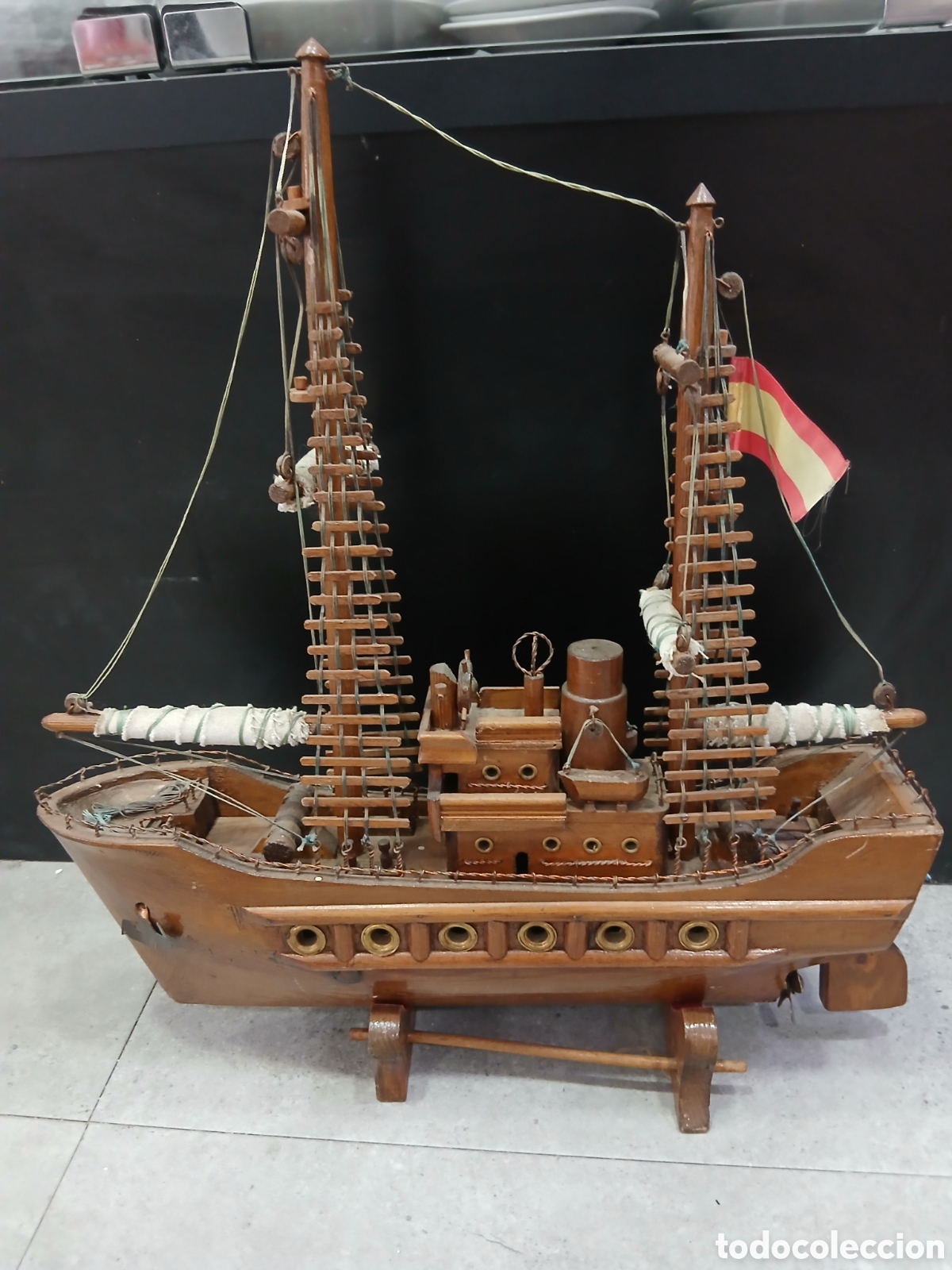 Antig&uuml;edades: Antiguo barco de madera. (L99) - Foto 1