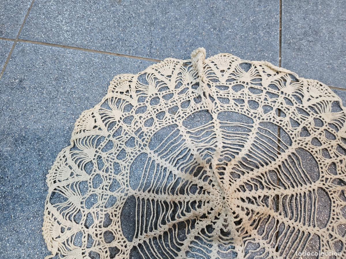 Antig&uuml;edades: tapete antiguo de mesa - Foto 3