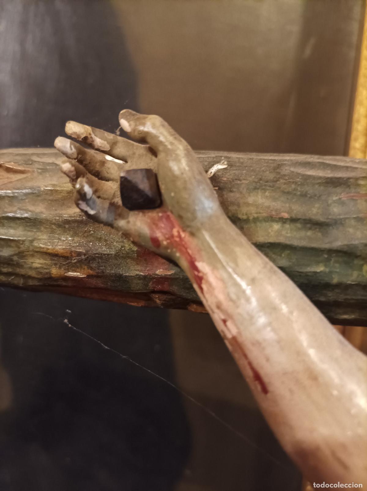 Antig&uuml;edades: Cristo de madera del S XVIII. - Foto 3