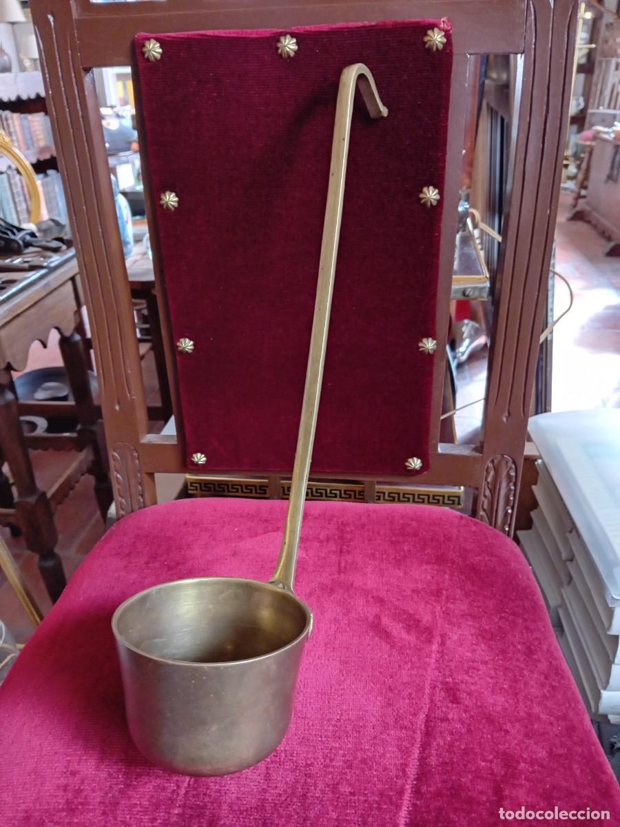 Antig&uuml;edades: Cazo de bronce siglo XIX - Foto 1