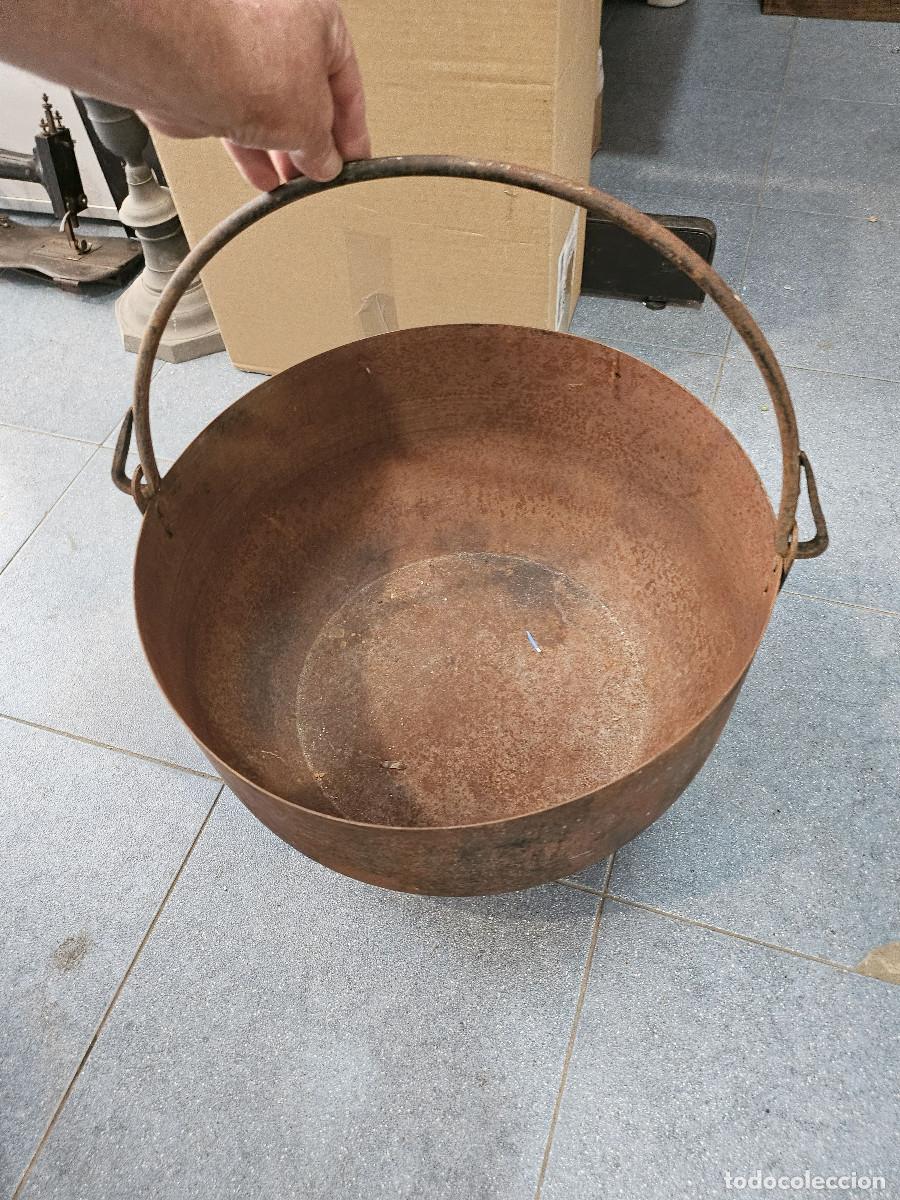 Antig&uuml;edades: calkdero de hierro grande - Foto 2