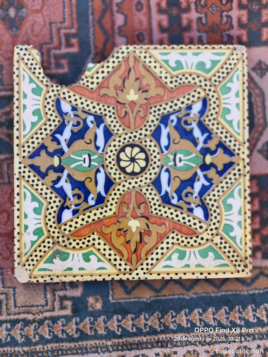 Antig&uuml;edades: AZULEJO ANTIGUO DE MANISES DE 20 X 20 CMS. - Foto 1