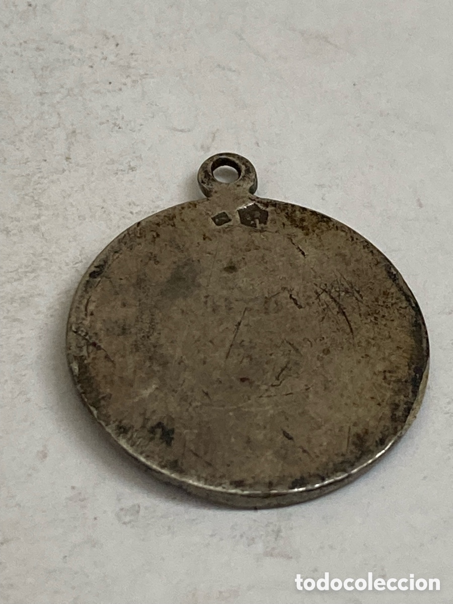 Antig&uuml;edades: Medalla de plata religiosa C436 - Foto 2