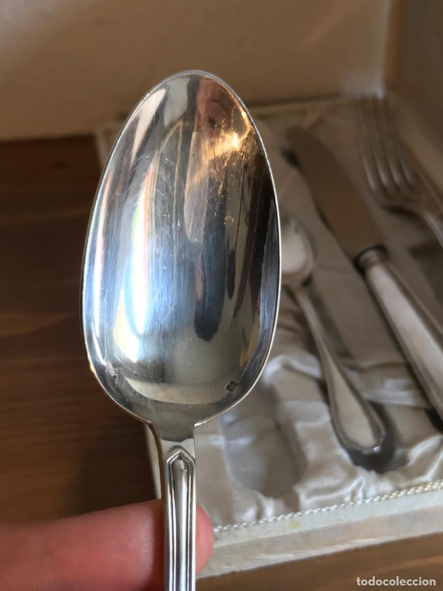 Antig&uuml;edades: Juego de cubiertos de plata en estuche original - Foto 4