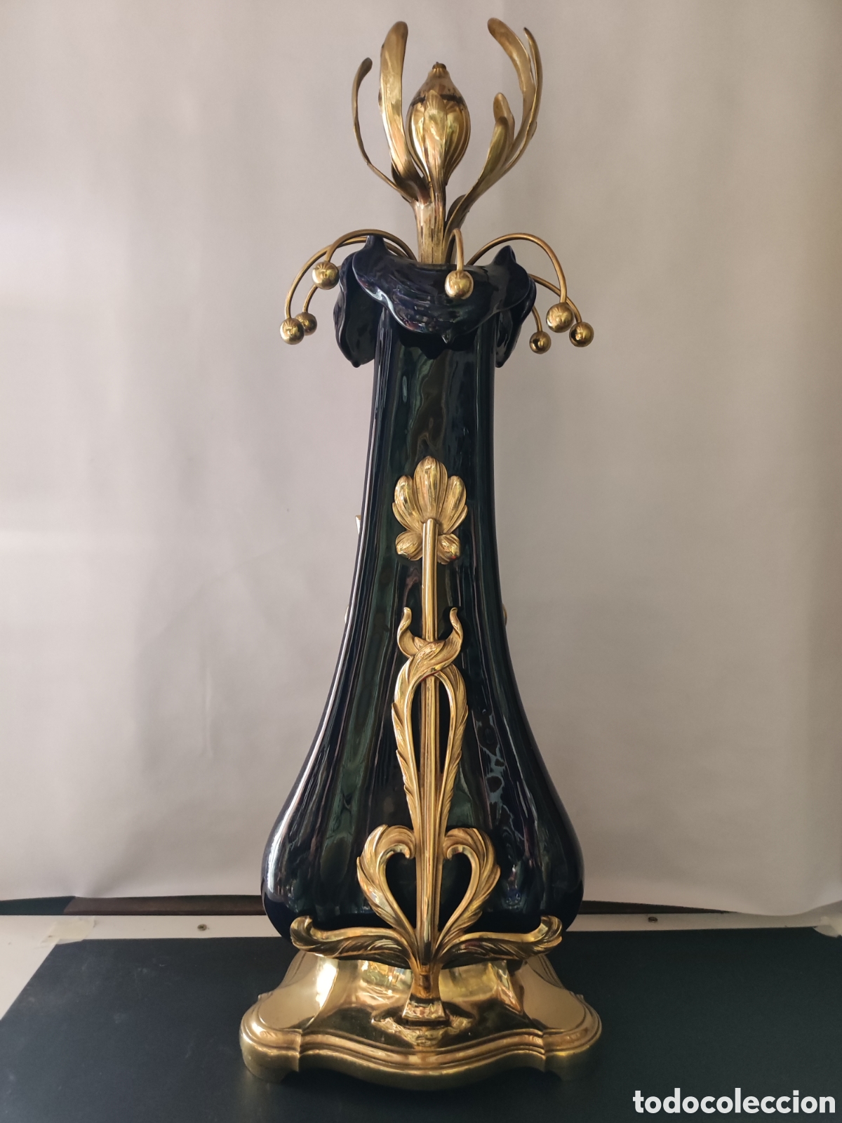 Antig&uuml;edades: Pie de l&aacute;mpara art nuvo - Foto 1
