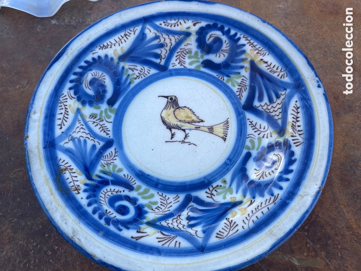 Antig&uuml;edades: Plato de Manises antiguo - Foto 1