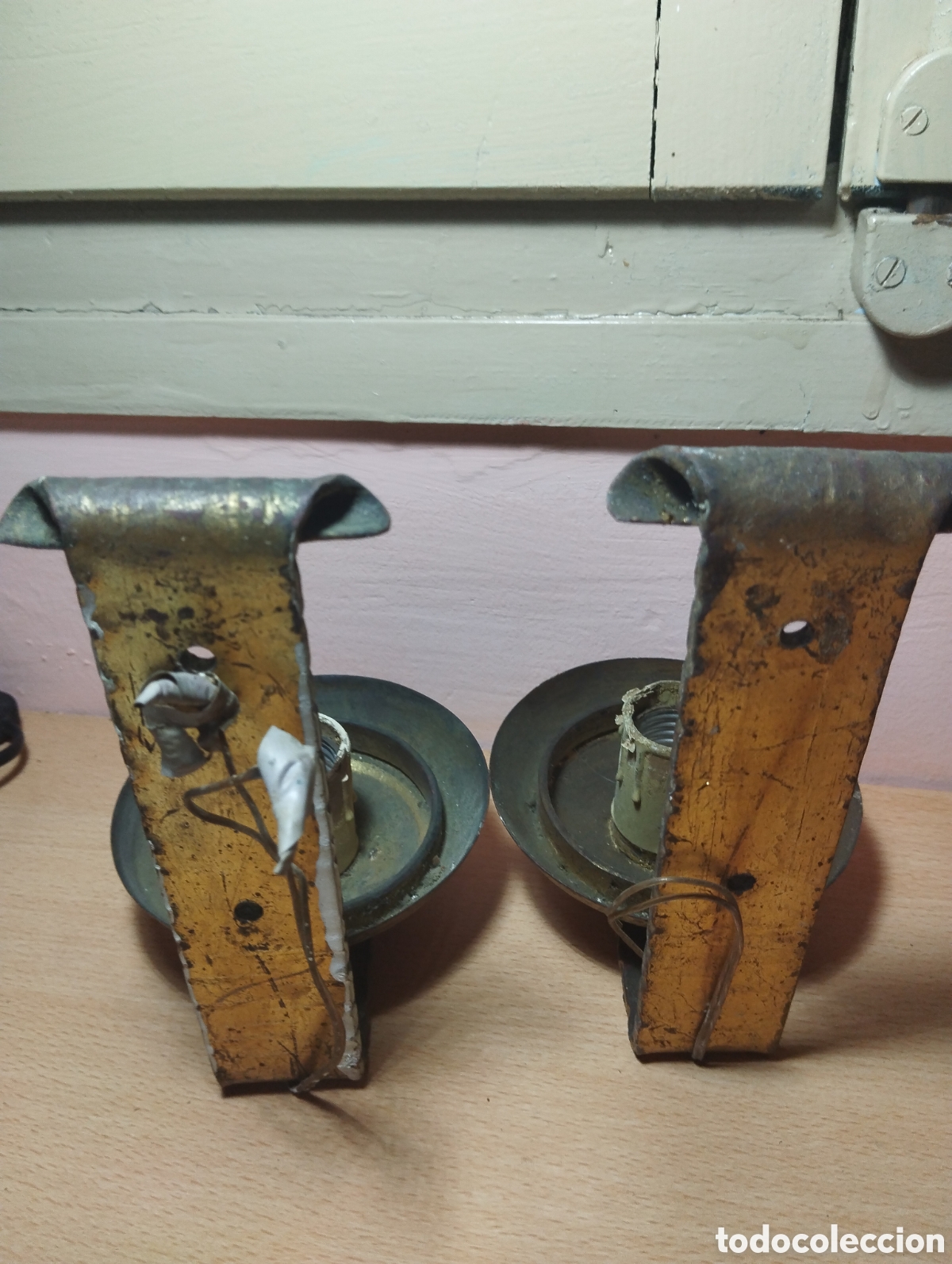 Antig&uuml;edades: Pareja de apliques de hierro - Foto 5