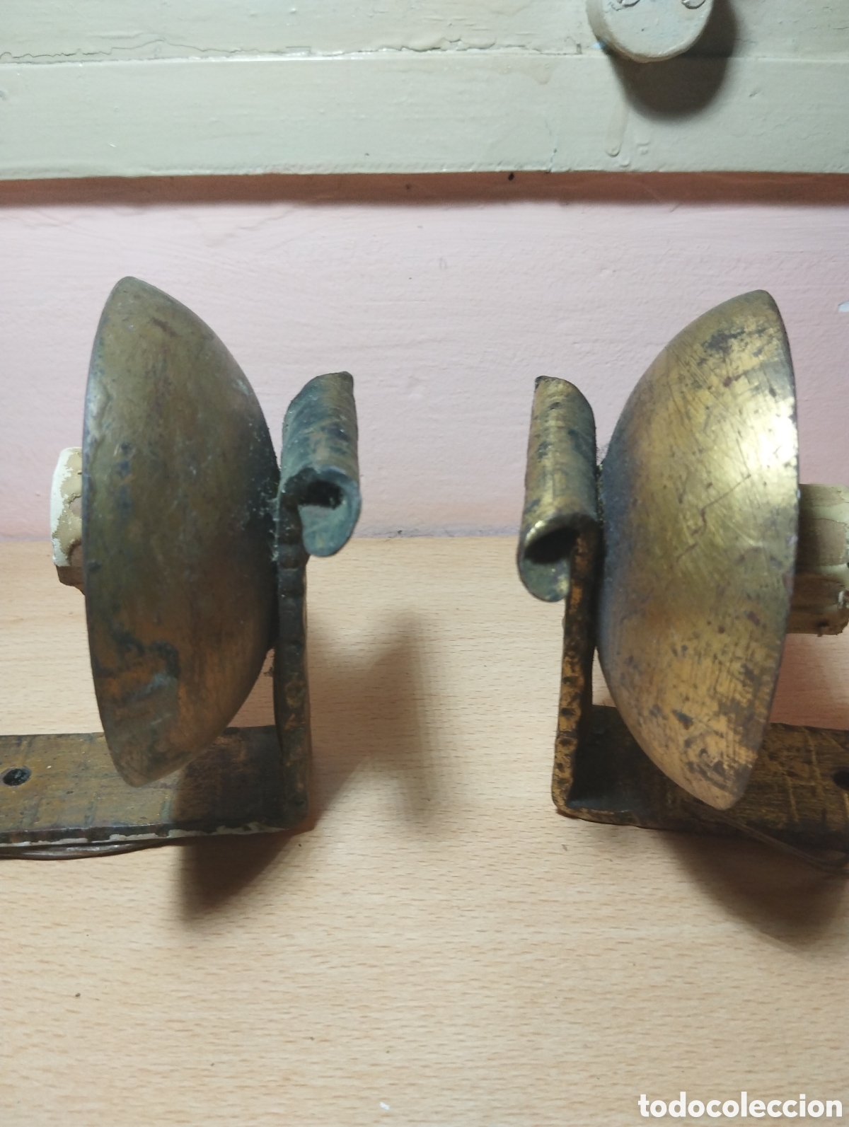Antig&uuml;edades: Pareja de apliques de hierro - Foto 7