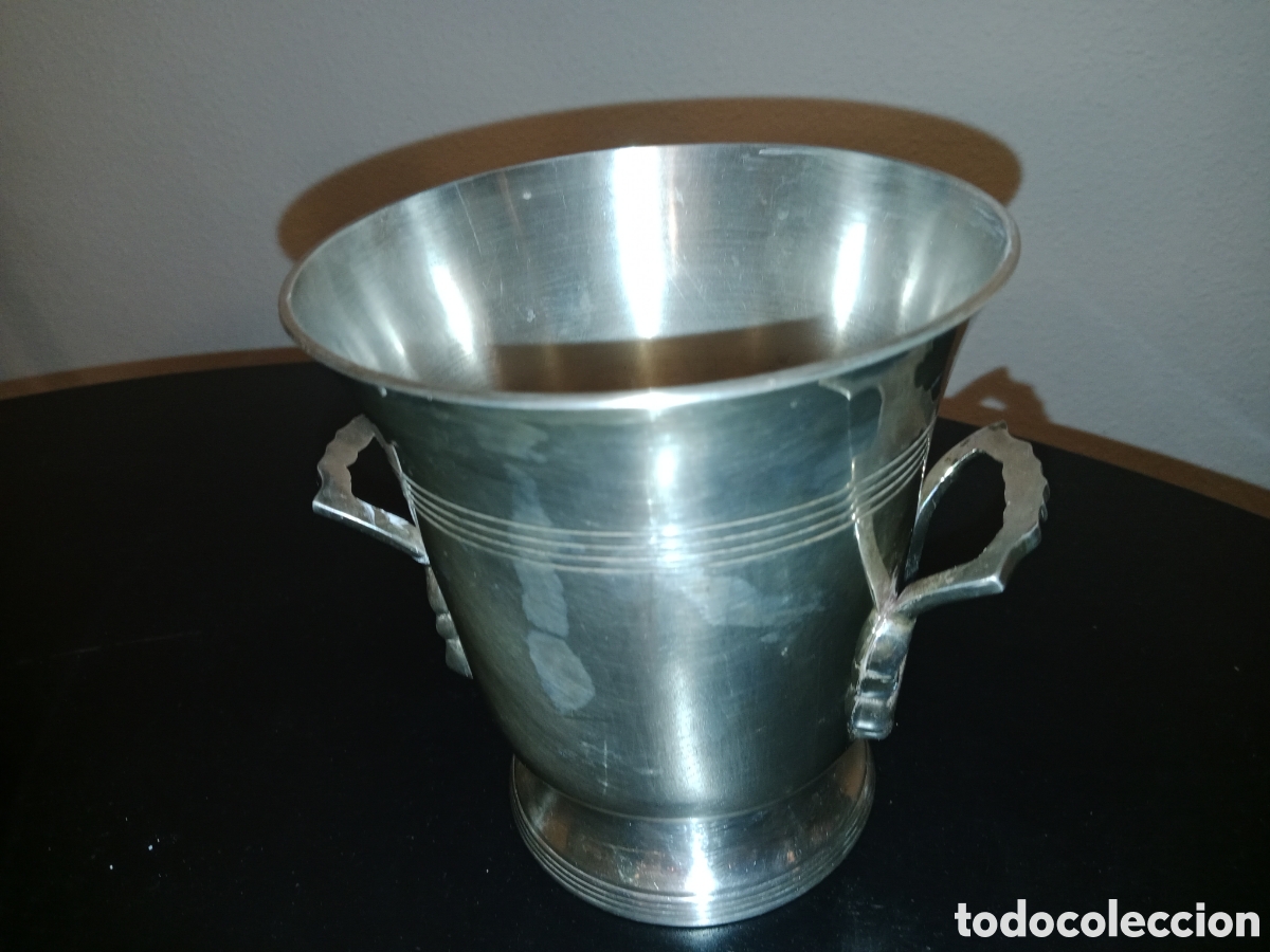 Antig&uuml;edades: Lote jarra y cubitera - Foto 3