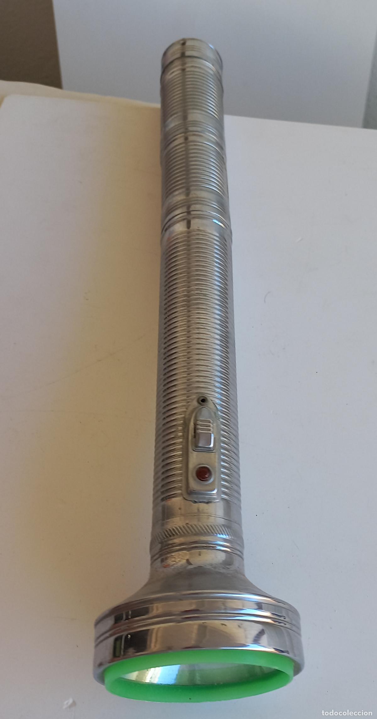 Antig&uuml;edades: Antigua linterna. Marca Panda. 37,5 cm - Foto 3