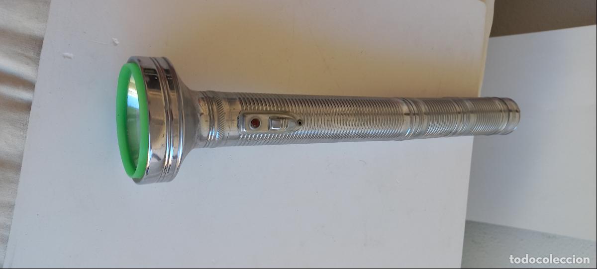 Antig&uuml;edades: Antigua linterna. Marca Panda. 37,5 cm - Foto 4