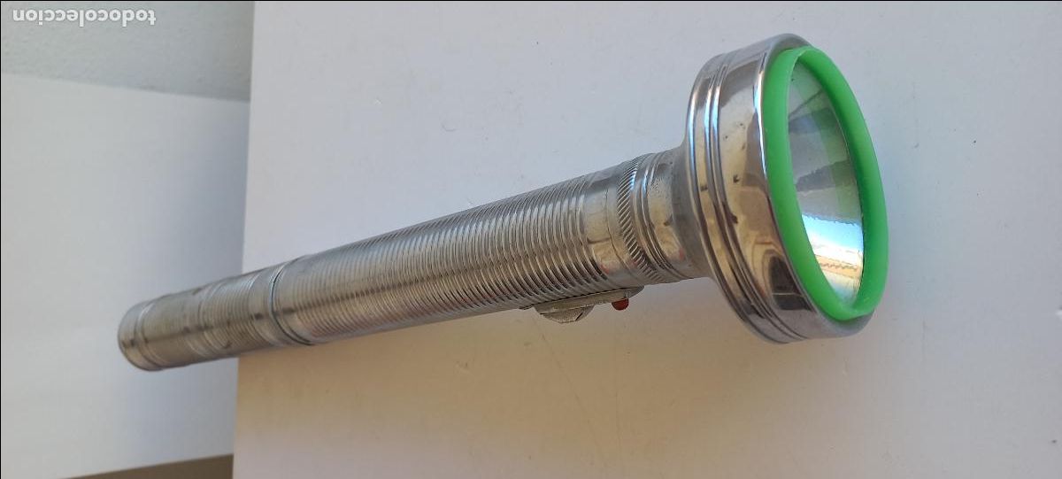Antig&uuml;edades: Antigua linterna. Marca Panda. 37,5 cm - Foto 1