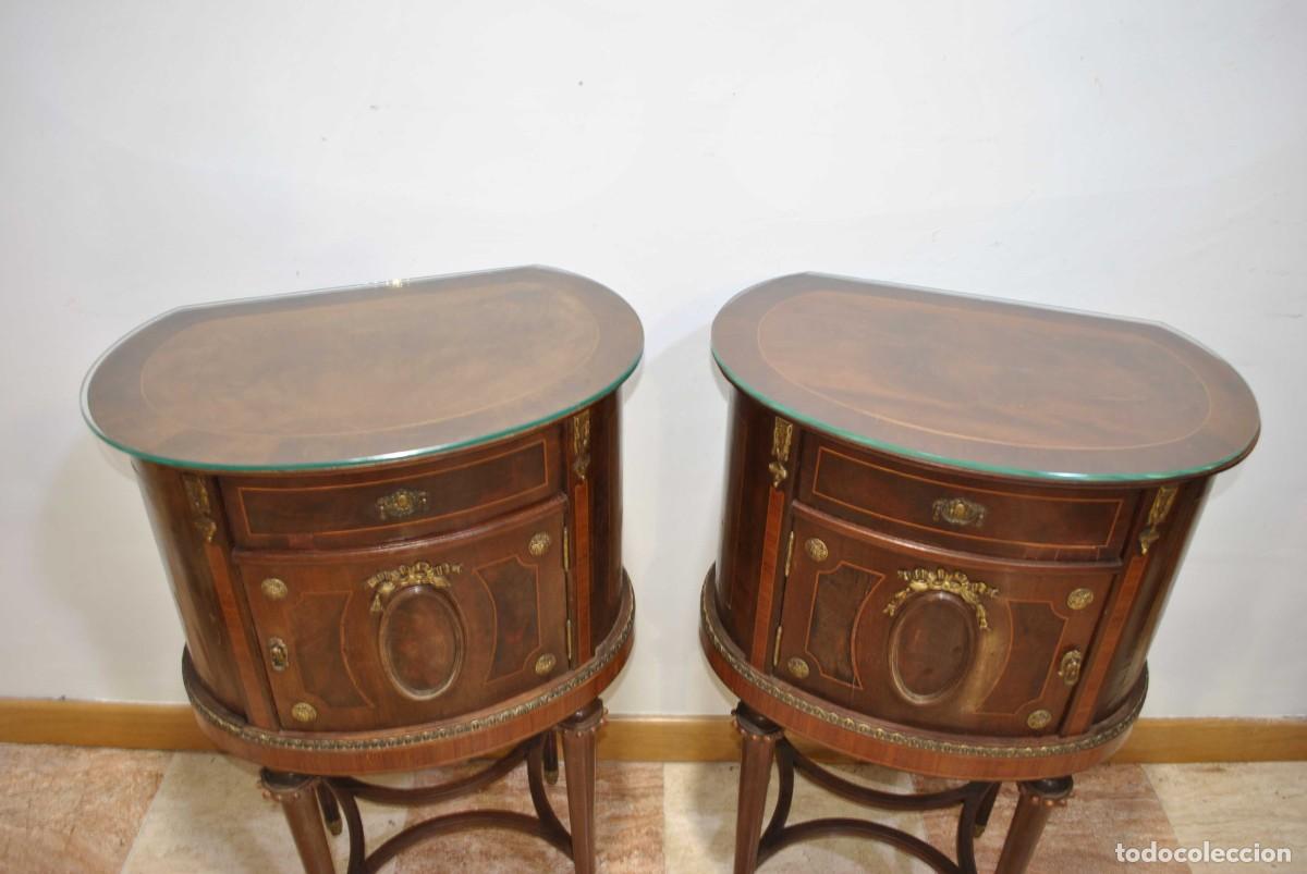 Antig&uuml;edades: PAREJA DE MESITAS ESTILO LUIS XVI - Foto 3