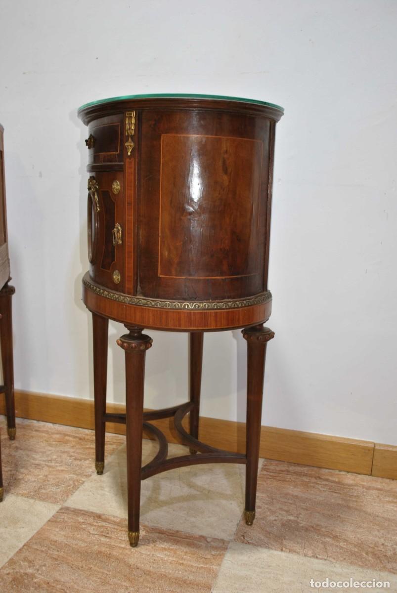 Antig&uuml;edades: PAREJA DE MESITAS ESTILO LUIS XVI - Foto 10