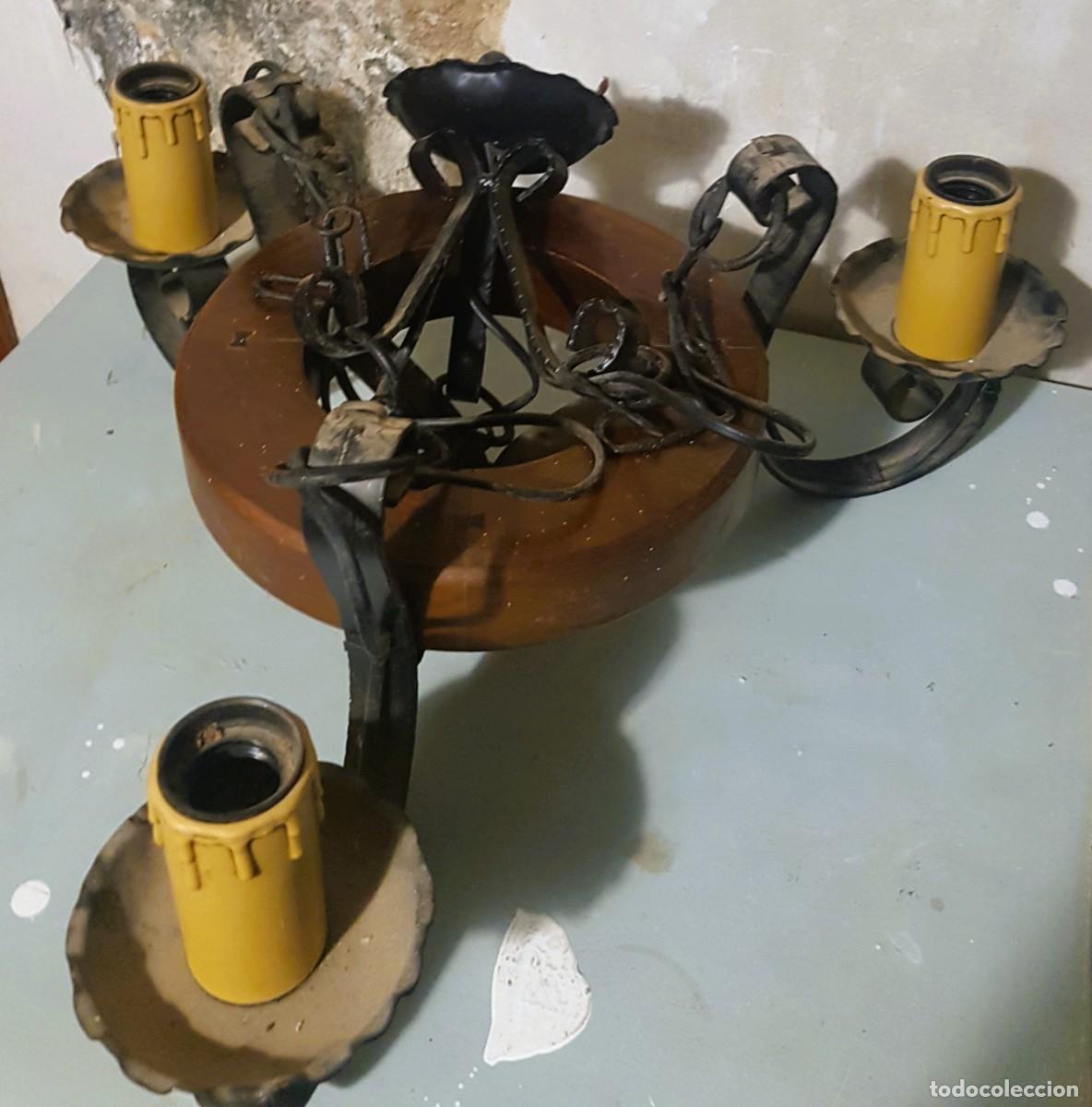 Antig&uuml;edades: PAREJA DE 2 L&Aacute;MPARAS R&Uacute;STICAS EN FORJA Y MADERA - Foto 3