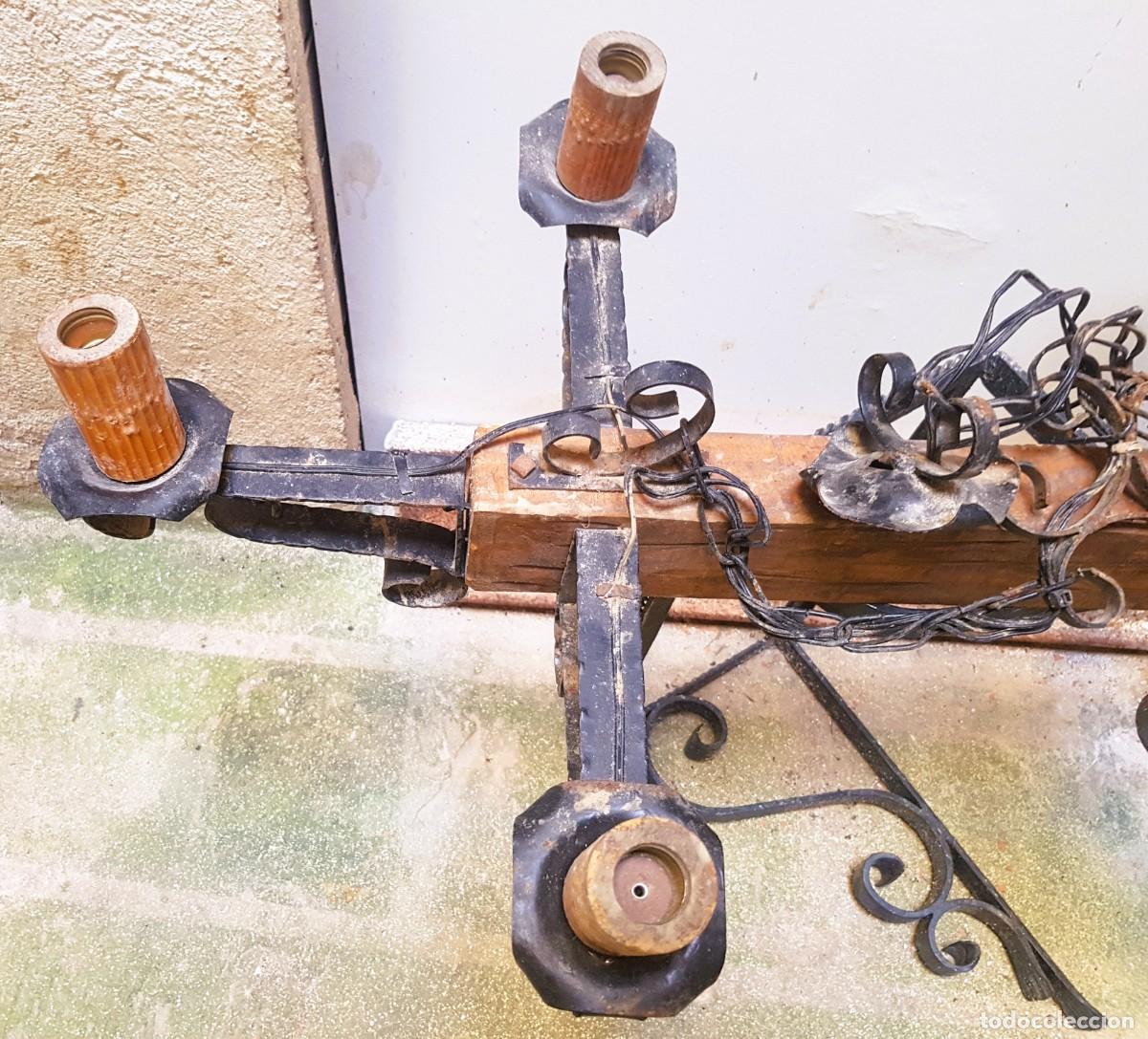 Antig&uuml;edades: L&Aacute;MPARA ESTILO MEDIEVAL EN FORJA Y MADERA - Foto 4