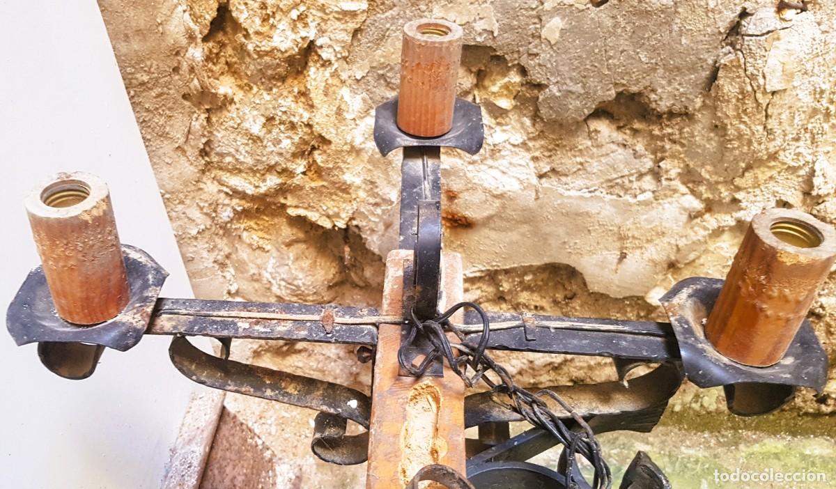 Antig&uuml;edades: L&Aacute;MPARA ESTILO MEDIEVAL EN FORJA Y MADERA - Foto 6